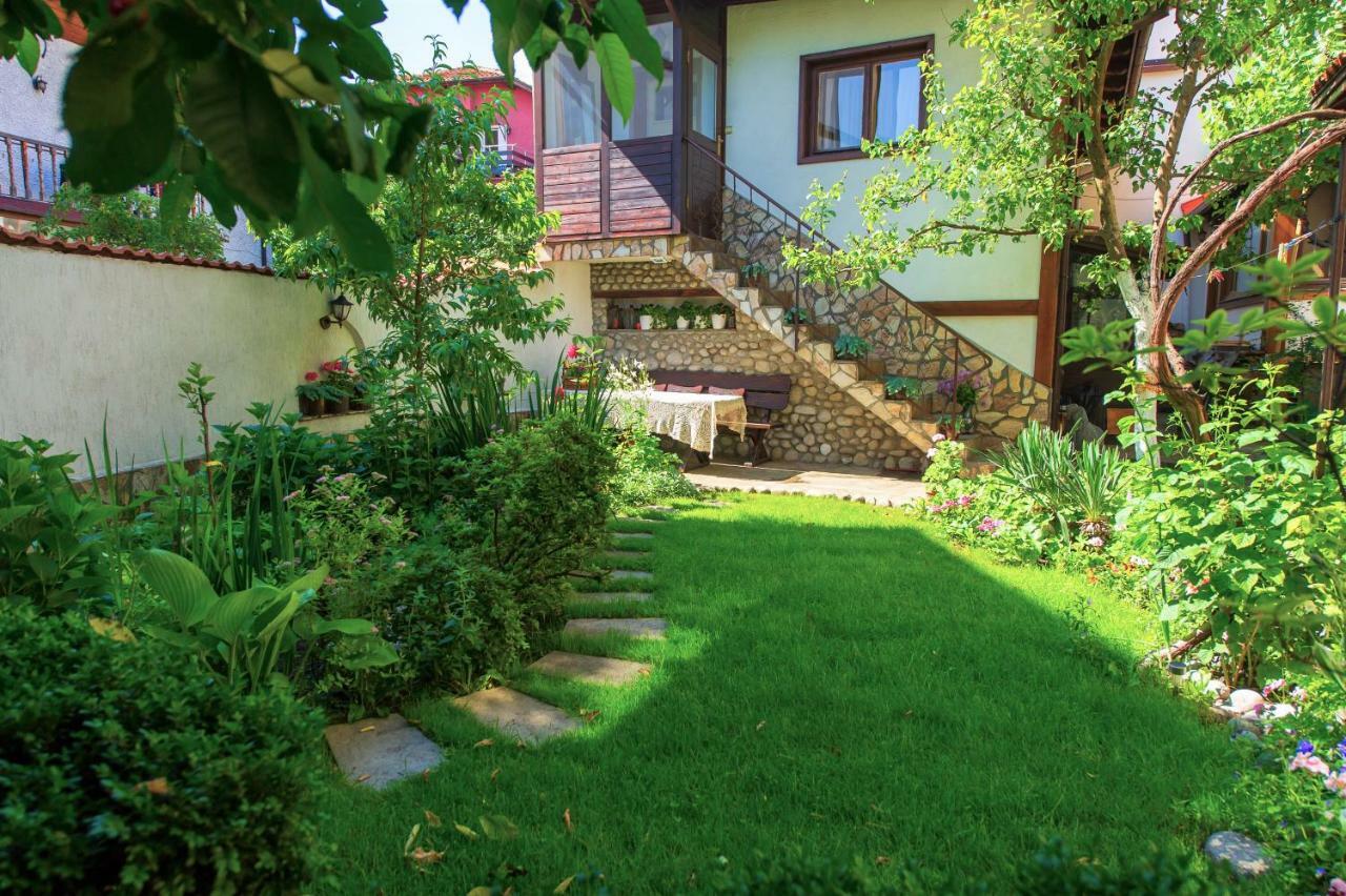 Grancharova Guest House Банско Экстерьер фото